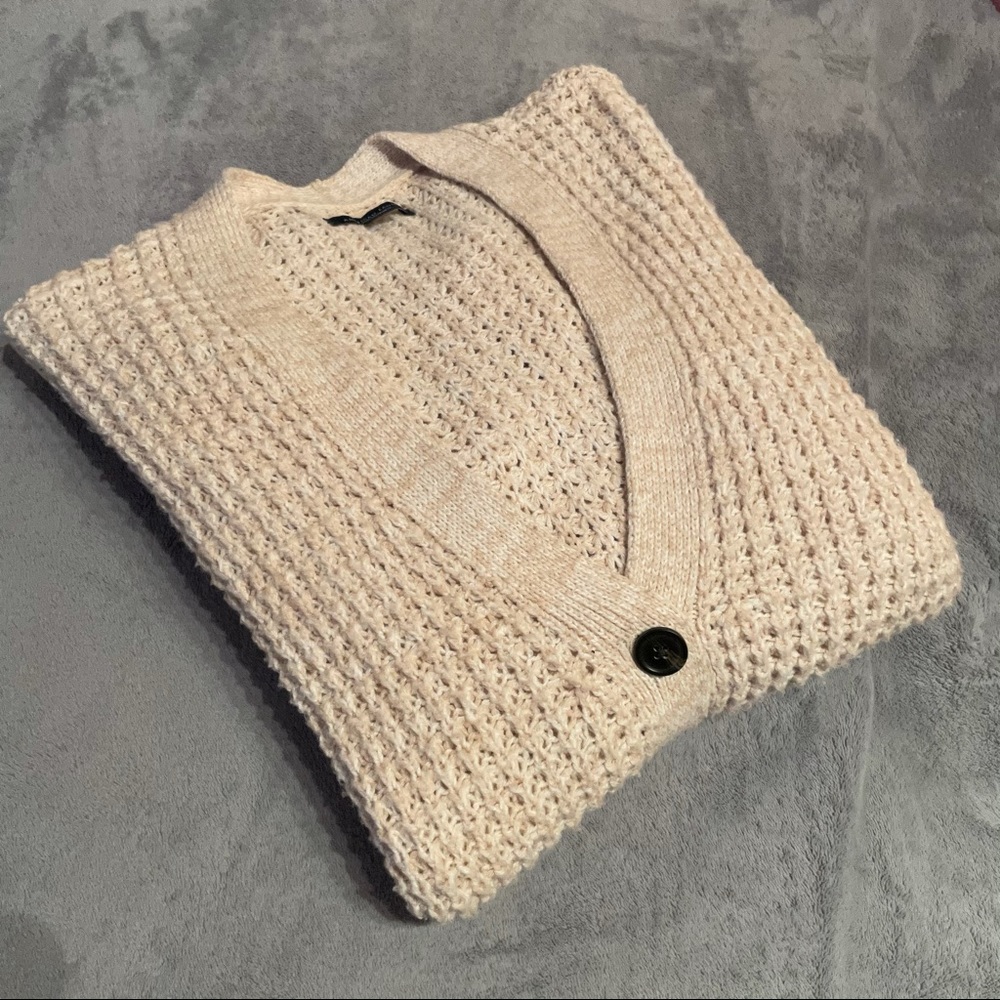 American Eagle Long Chunky Cardigan Women’s medium